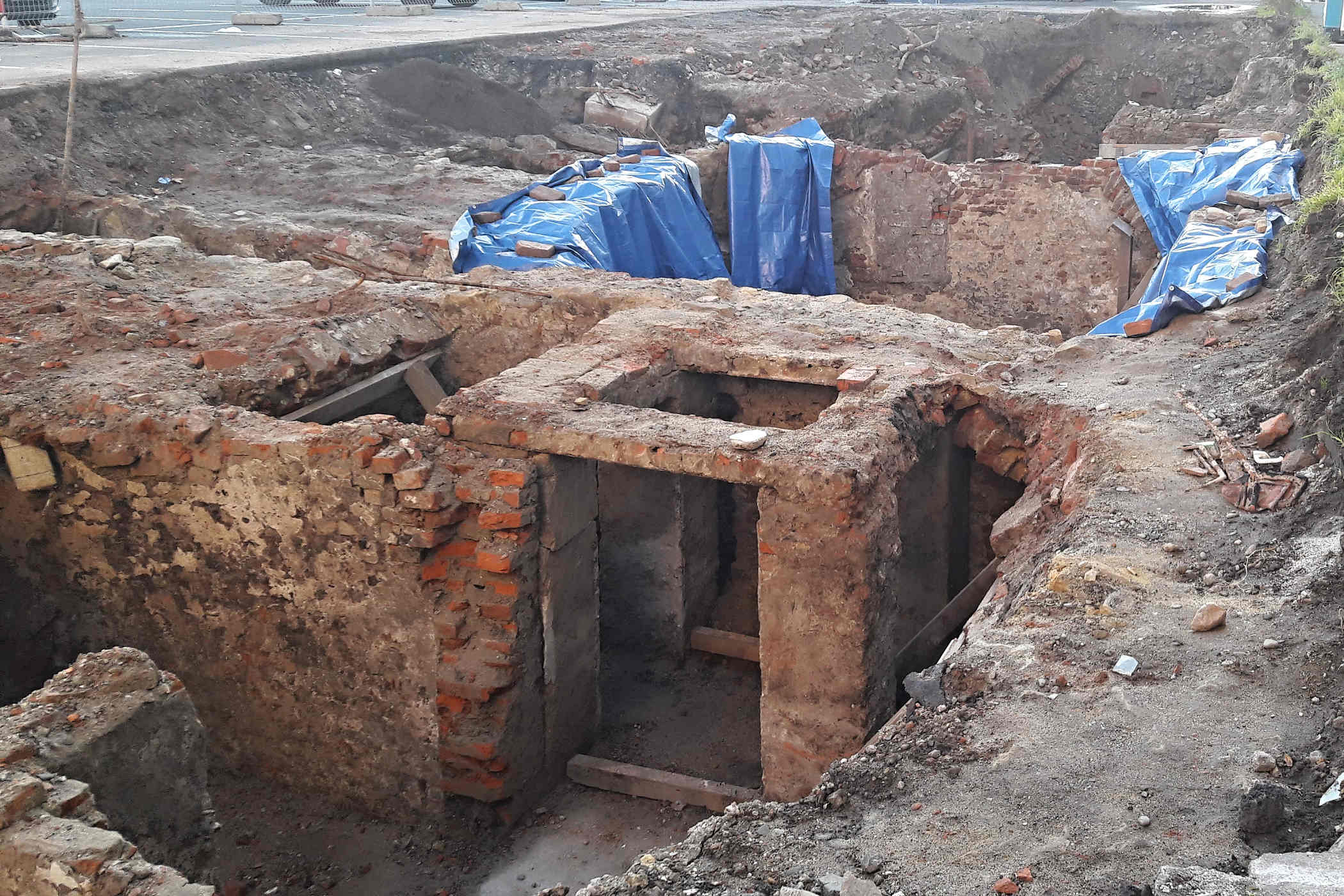 Sklepy z 16. až 18. století, které v centru Ostravy odkryli archeologové