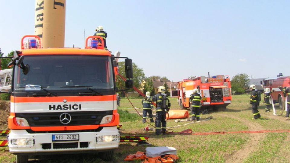 Požár vodojemu a záchrana řemeslníků v Opavě-Vlaštovičkách