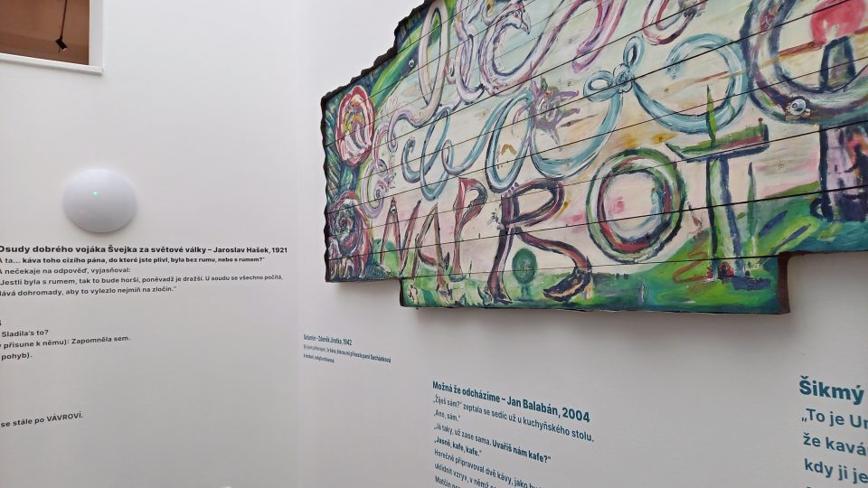 Úryvky z literárních děl, kde se řeší káva | foto: Petra Štrymplová, Český rozhlas Úryvky z literárních děl, kde se řeší káva