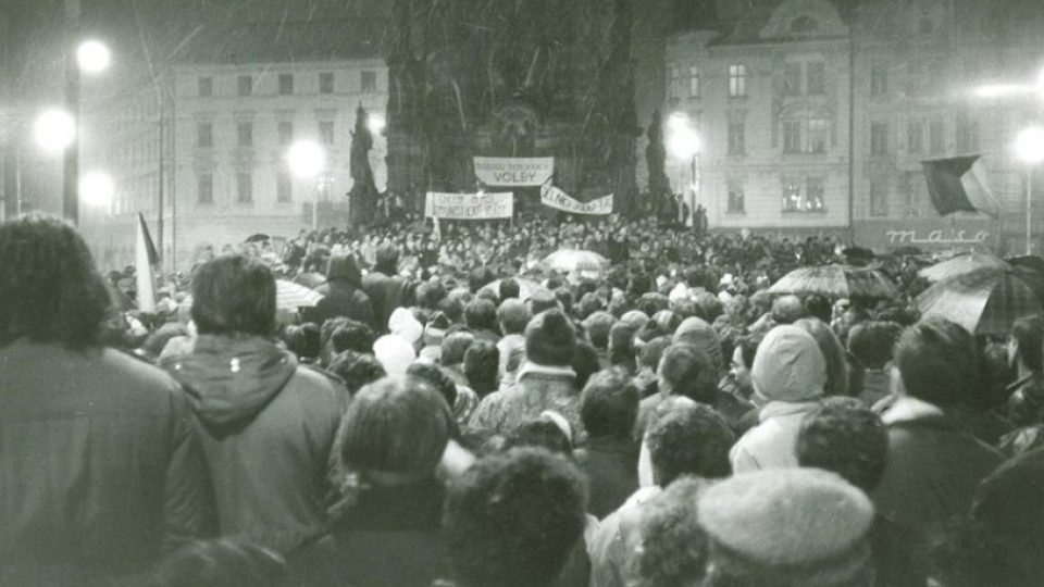 Listopad 1989 v Olomouci