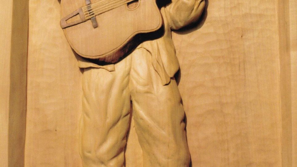 Jan Satina v dřevěné podobě