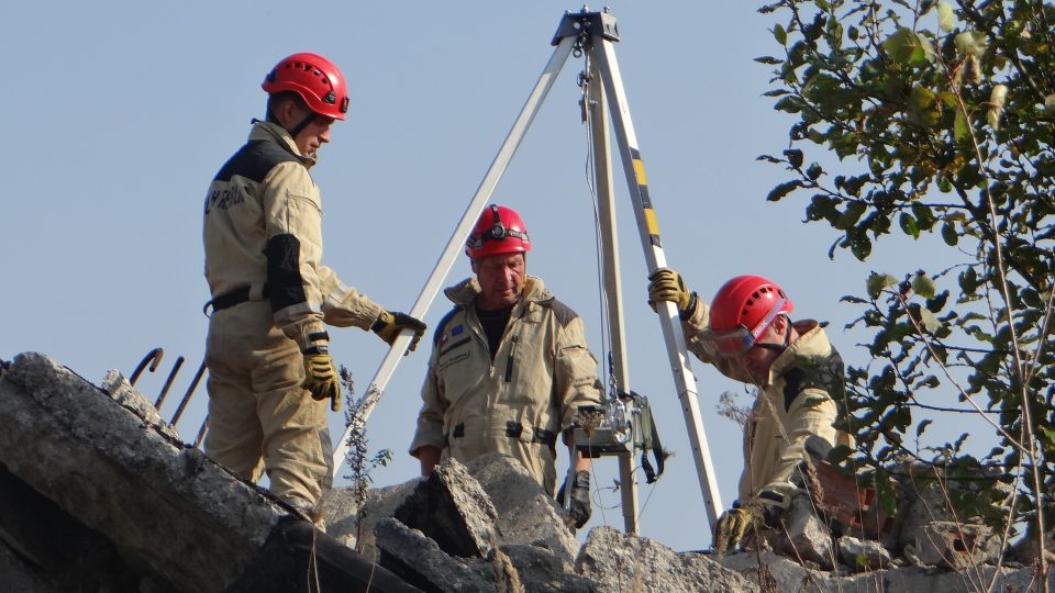 Společné cvičení moravskoslezských hasičů se slovinskými a černohorskými kolegy