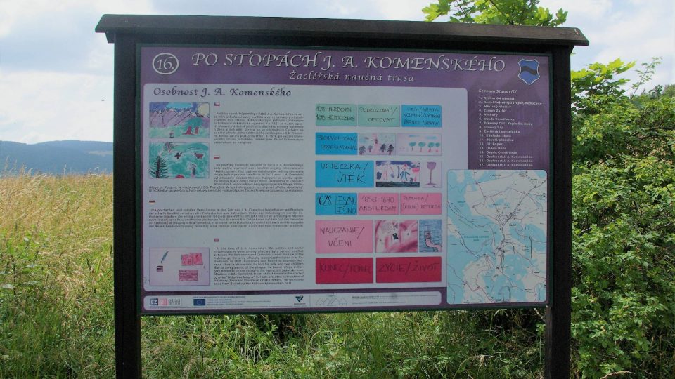 Orientační tabule na cestě k Růžovému paloučku v Černé Vodě u Žacléře