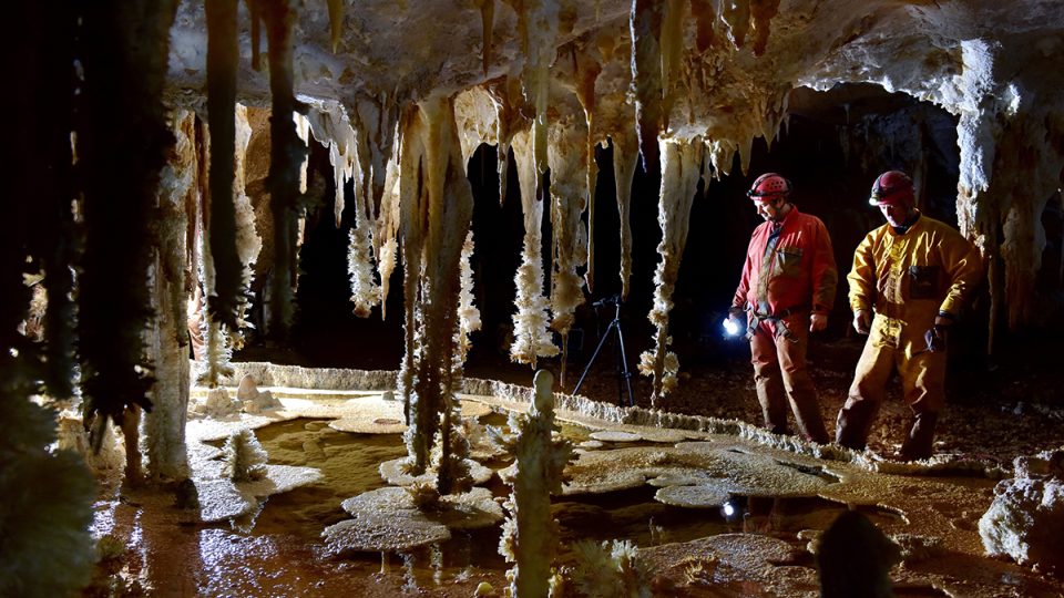 Bohumínští speleologové v krymské jeskyni Emine Bojir Chasar Nižnij