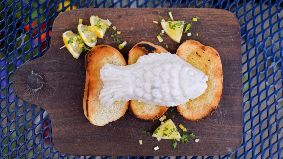 Kapr v bábovičkách | foto: Martin Čuřík Kapr v bábovičkách