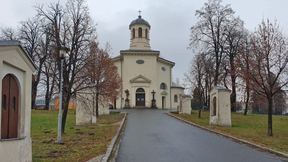 Kostel sv. Jindřicha v Petřvaldu u Karviné