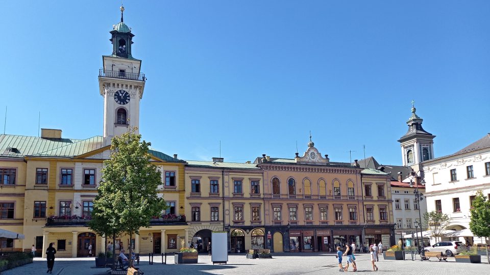 Centrální náměstí fungovalo do počátku 20. století jako tržiště | foto: Petra Štrymplová, Český rozhlas Centrální náměstí fungovalo do počátku 20. století jako tržiště