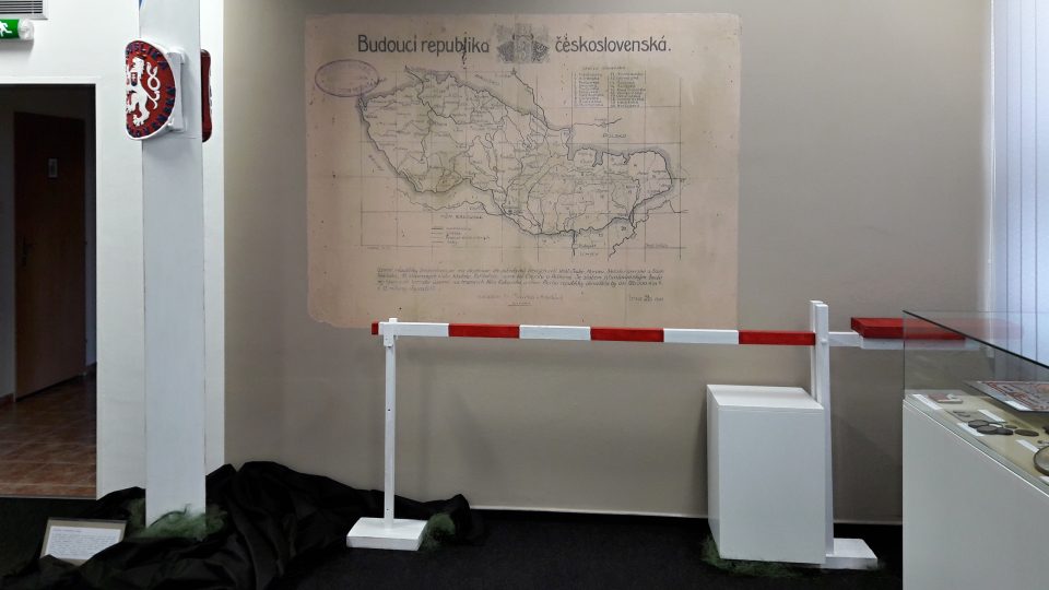 Na výstavě Neklidné hranice ve Výstavní síni v Orlové