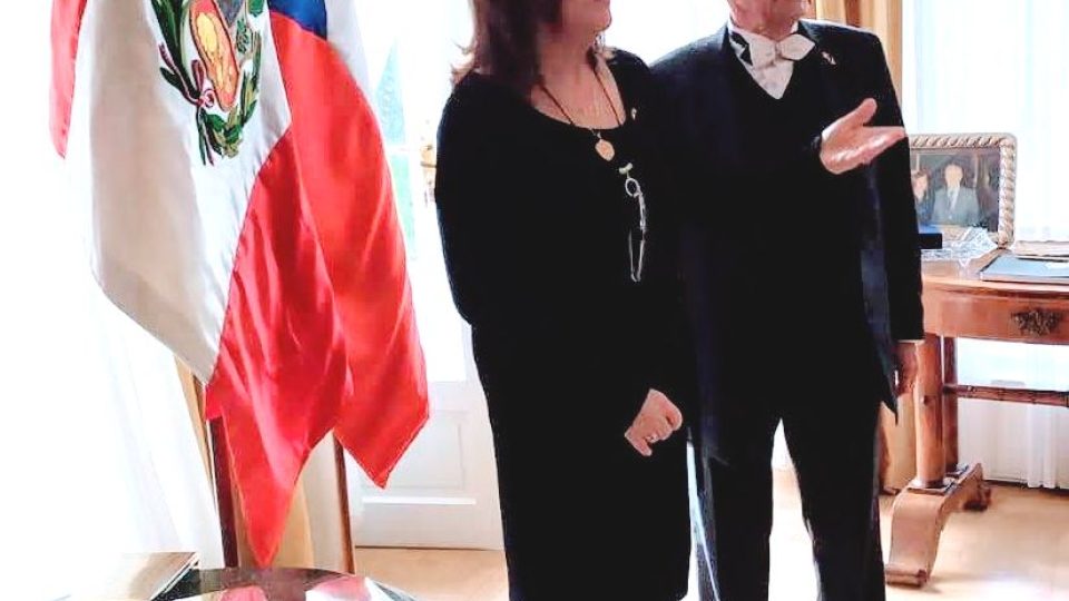 Velvyslankyně Peru J. E. Liliana De Olarte a Otto Horský