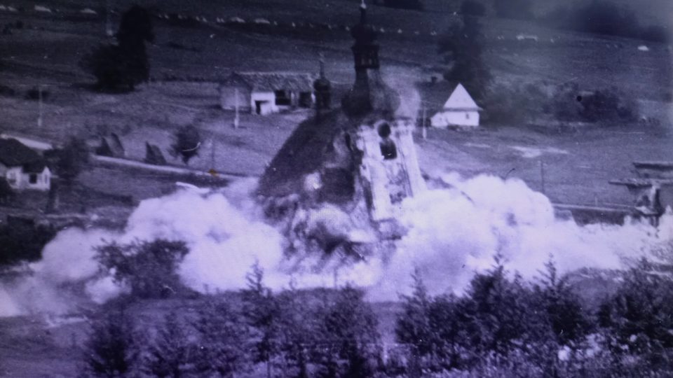 Odstřel kostela přišel 30. května 1962