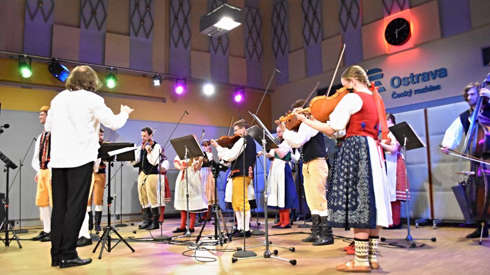 Orchestr lidových nástrojů Plzeňského kraje a dirigent Dalibor Bárta