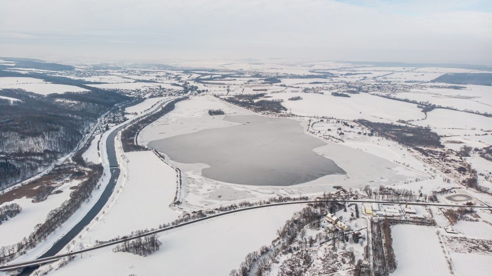Hlučínské jezero v prosinci 2020