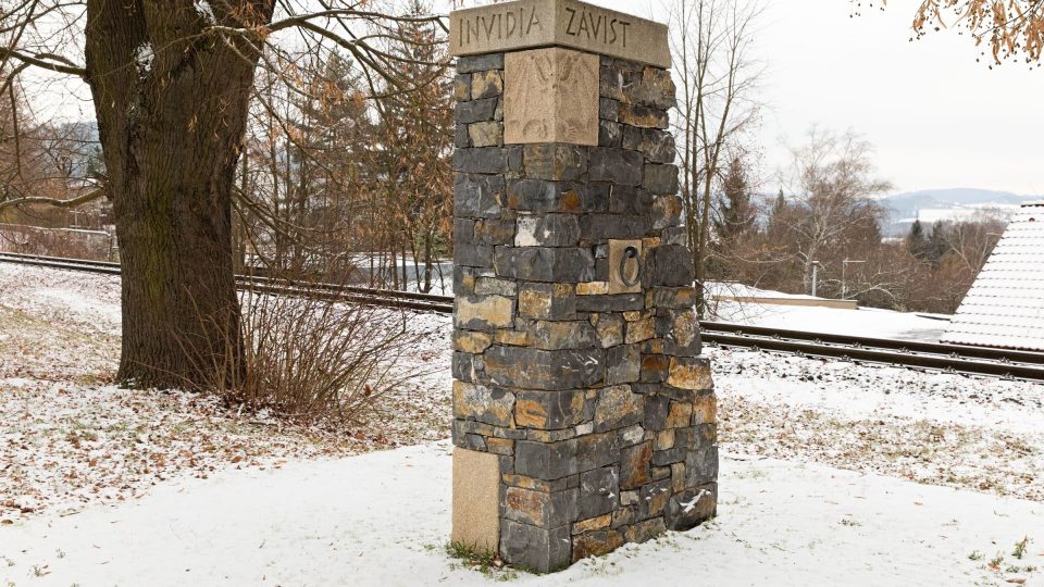 Páté zastavení připomíná Závist | foto: Zdeněk Truhlář, Český rozhlas Páté zastavení připomíná Závist