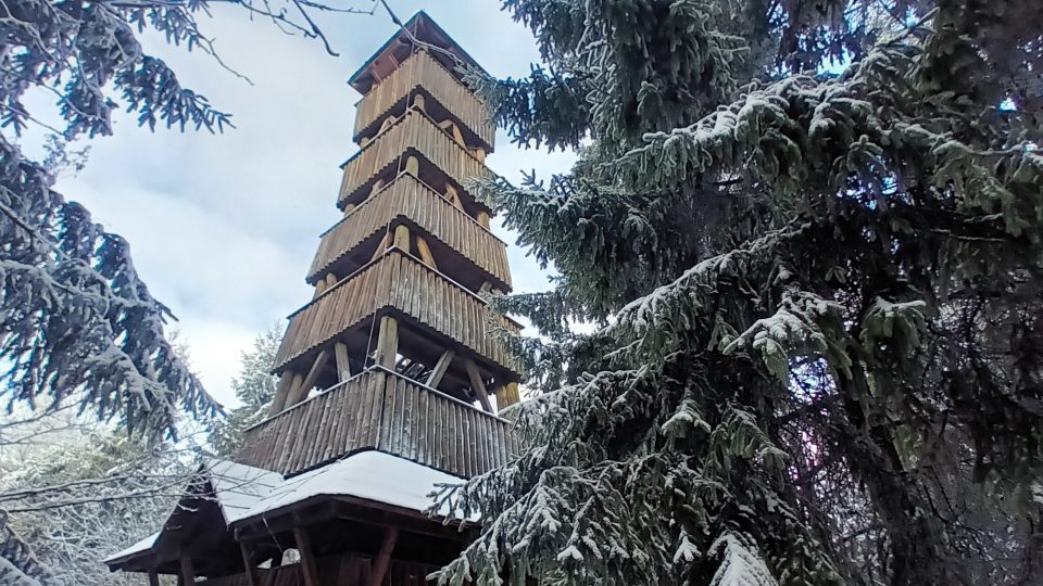 Rozhledna je vysoká 22 metrů | foto: Silvie Pospíšilová, Český rozhlas Rozhledna je vysoká 22 metrů