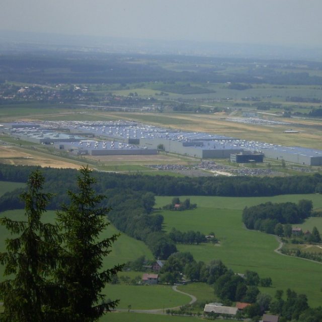 Pohled na nošovickou automobilku Hyundai | foto: František Tichý