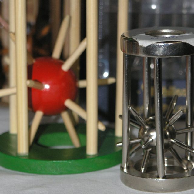 Ježek v kleci - hlavolam | foto: licence Creative Commons Attribution-ShareAlike 3.0 Unported,  Matěj Baťha