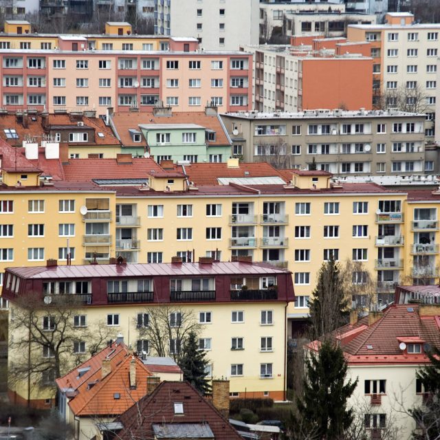 Byty,  dům  (ilustrační foto) | foto: Filip Jandourek