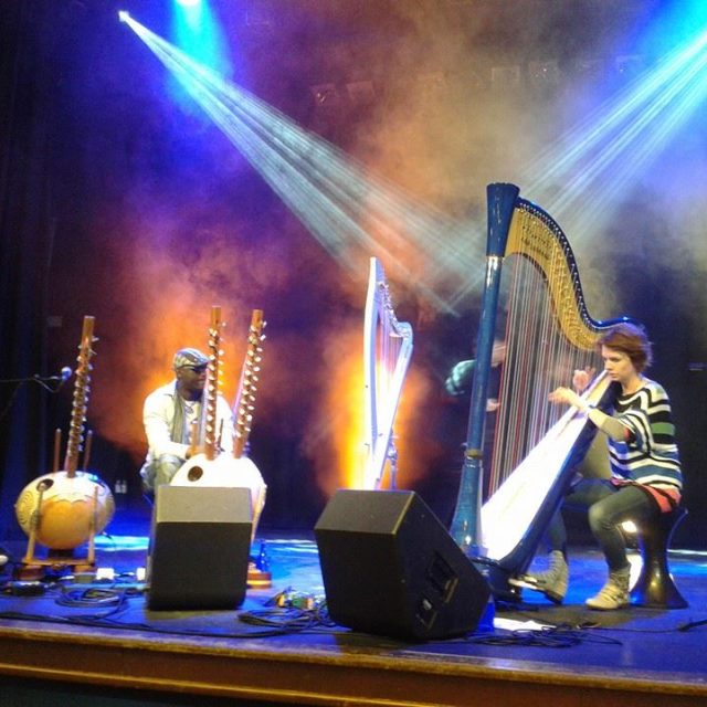 Catrin Finch a Seckou Keita | foto:  Facebookový profil Catrin Finch a Seckou Keity