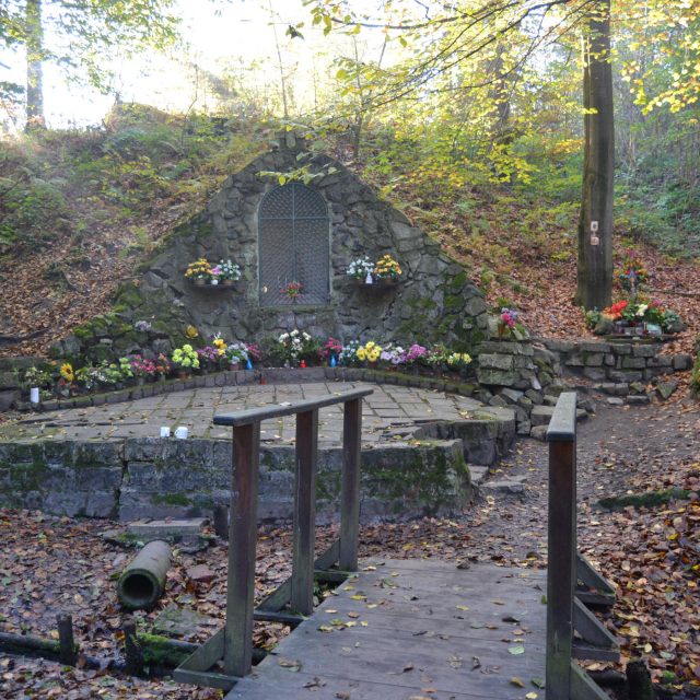 Kaplička Panny Marie Lurdské v Bělském lese | foto: Artur Kubica,  Český rozhlas