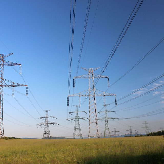 Stožáry vysokého napětí | foto: Jan Bachorík,  Český rozhlas