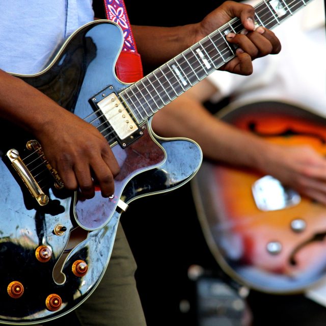 Kytarista  (ilustrační foto) | foto: Casey Budd