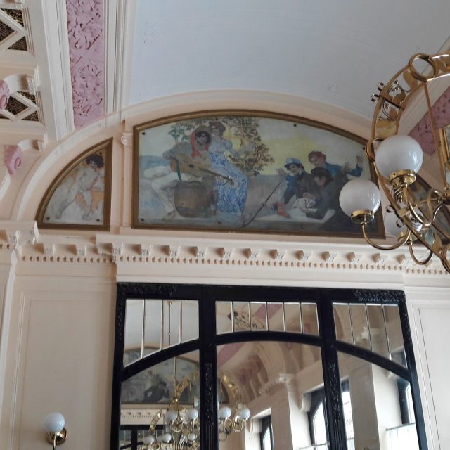 Detail secesního interiéru kavárny Radhošť ve Frýdku-Místku | foto: Iva Havlíčková,  Český rozhlas