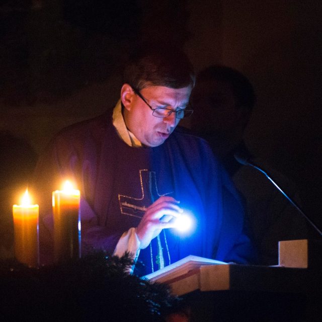 Roráty v kostele Filipa a Jakuba ve Zlíně | foto: Zdeněk Němec,  MAFRA / Profimedia