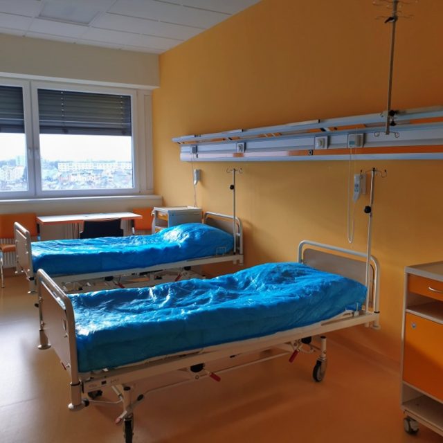 Prázdný pokoj na covidové jednotce  (ilustr. foto) | foto: Andrea Strohmaierová,  Český rozhlas,  Český rozhlas