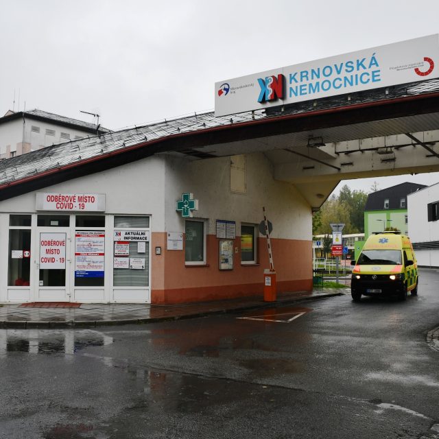 Krnovská nemocnice,  odběrové místo na covid-19 | foto: szzkrnov.cz