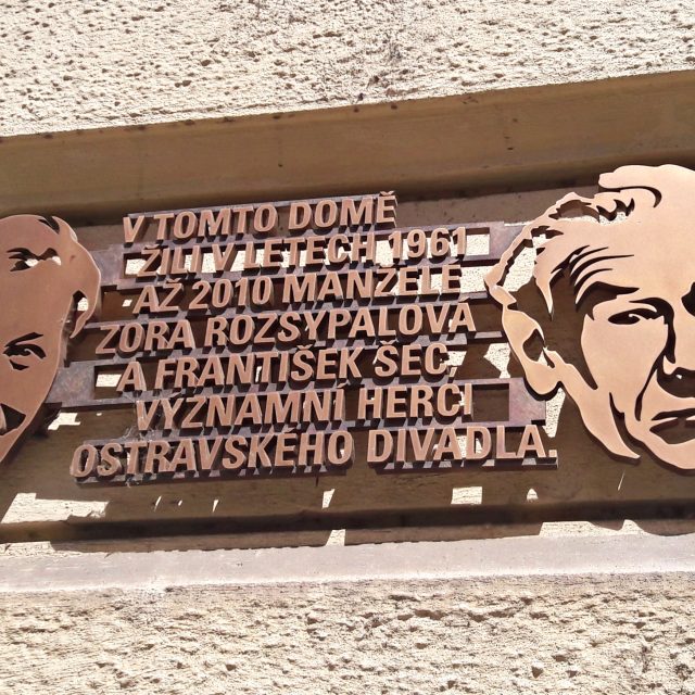 Pamětní deska v Poštovní ulici | foto: František Tichý,  Český rozhlas