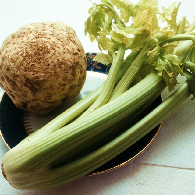 Z celeru můžete připravit pomazánky,  saláty,  dipy | foto: Ivan Dvořák