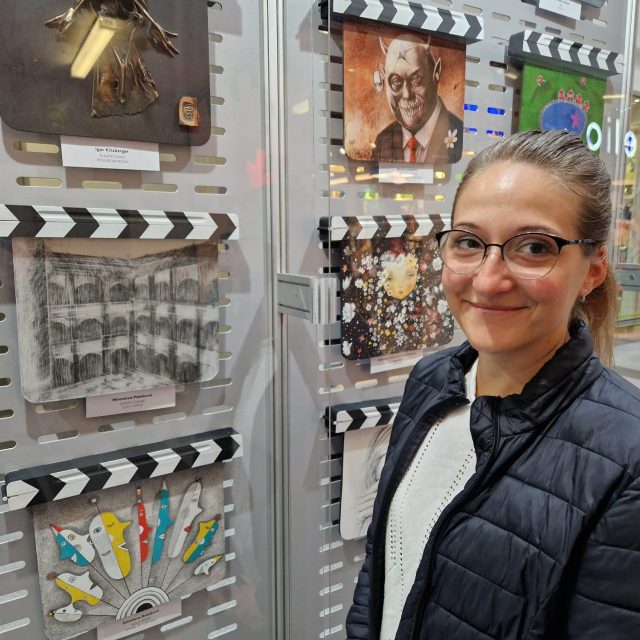 Výtvarnice Miroslava Ptáčková se do aukce filmových klapek zapojila poprvé | foto: Roman Verner,  Český rozhlas