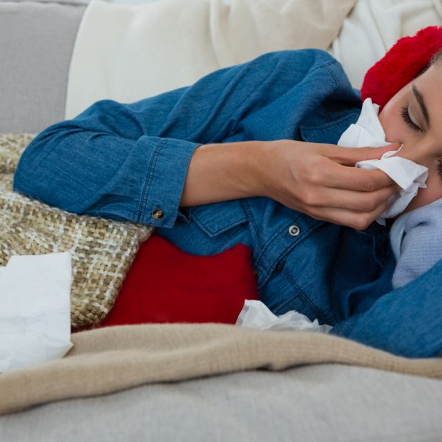 Rýma,  nemoc,  nachlazení,  chřipka | foto: ČTK/WAVEBREAK,  ČTK
