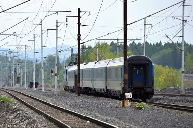 Padesátkou se tu vlečou i expresní vlaky | foto: Michal Polášek,  Český rozhlas Ostrava