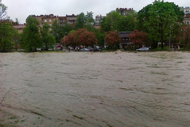 Záplavy v Českém Těšíně v roce 2010 | foto: Artur Kubica,  Český rozhlas