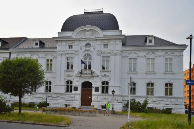 Novobarokní radnice Přívozu,  dnes Archiv města Ostravy | foto: František Tichý,  Český rozhlas