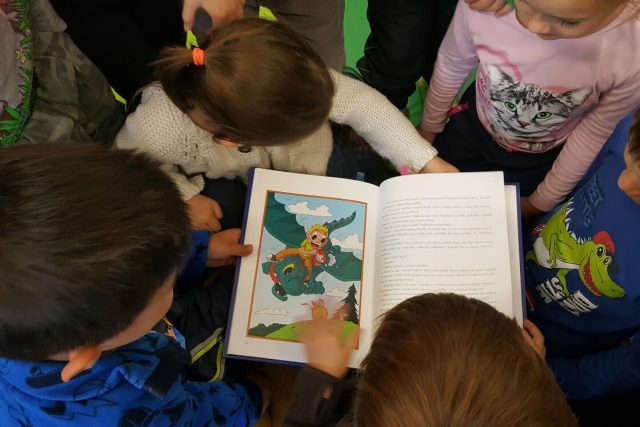 Děti a čtení  (ilustrační obrázek) | foto: Romana Lehmannová