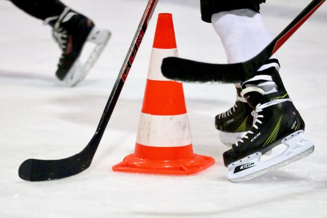 hokej,  hokejista,  hokejka | foto: Creative Commons CC0 1.0 Universal
