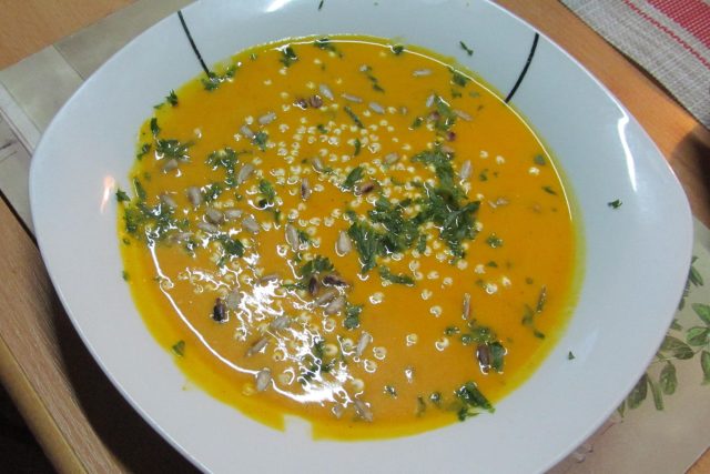 Tak se servíruje polévka z dýně hokaido | foto: Dagmar Misařová,  Český rozhlas