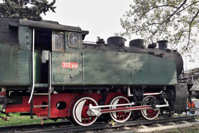 Parní lokomotiva jako památník stojí v areálu ArcelorMIttal Ostrava | foto: Klára Kohutová,  Český rozhlas