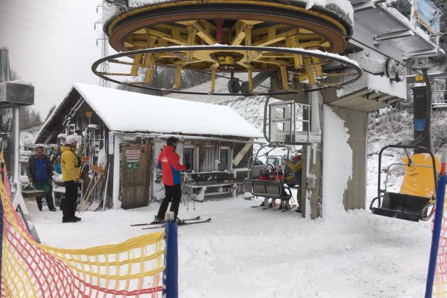 Zahájení lyžařské sezóny v Branné | foto: Andrea Švubová