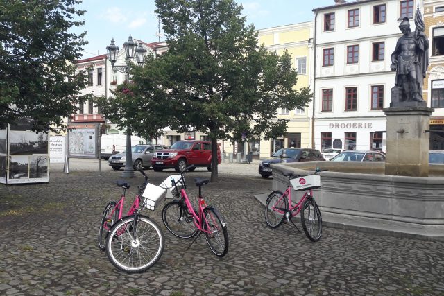 Růžová kola ve Frýdku-Místku | foto: Iva Havlíčková,  Český rozhlas