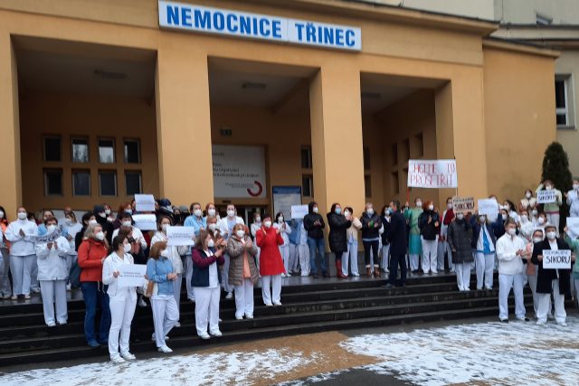 Protest zdravotníků třinecké nemocnice | foto: Iva Havlíčková,  Český rozhlas