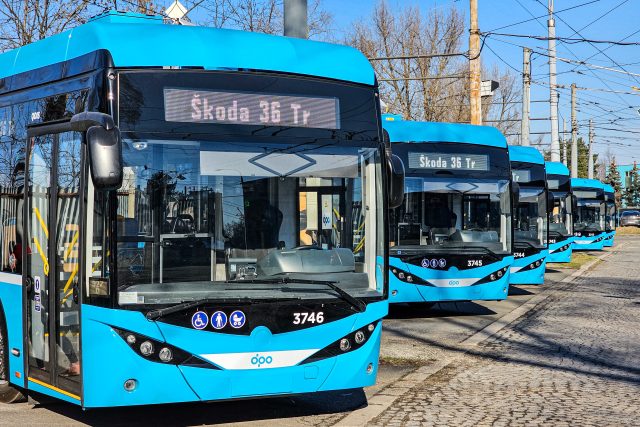 Parciální trolejbusy Škoda 36 Tr DPO | foto: Dopravní podnik Ostrava