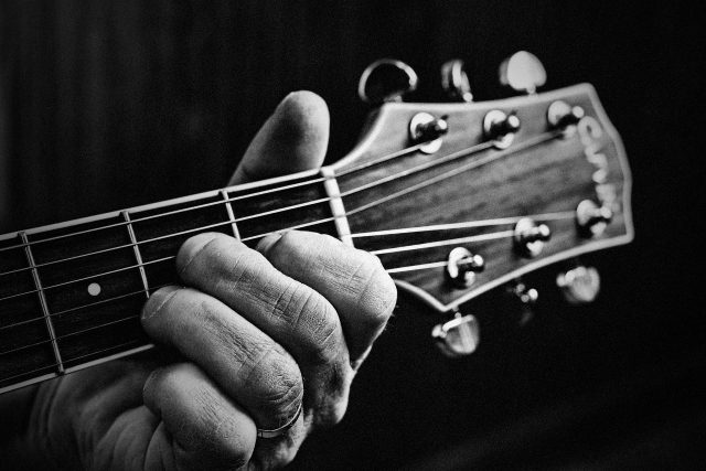 Kytara,  blues,  hra na kytaru  (ilustrační foto) | foto: Fotobanka Pixabay