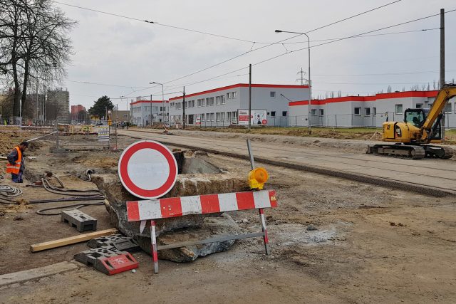 Rozsáhlé opravy Pavlovovy ulice v Ostravě-Zábřehu | foto: Vojtěch Dluhý