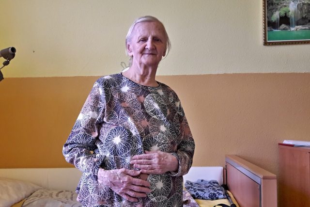 Paní Terezie  (90) z Domova Slezské humanity v Karviné | foto: Andrea Čánová,  Český rozhlas