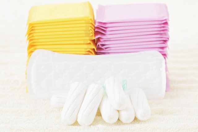 Menstruace,  vložky,  tampony  (ilustrační foto) | foto: Imago Images/Shotshop,  Reuters