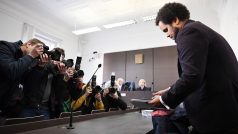 Dominik Feri před odvolávacím soudem